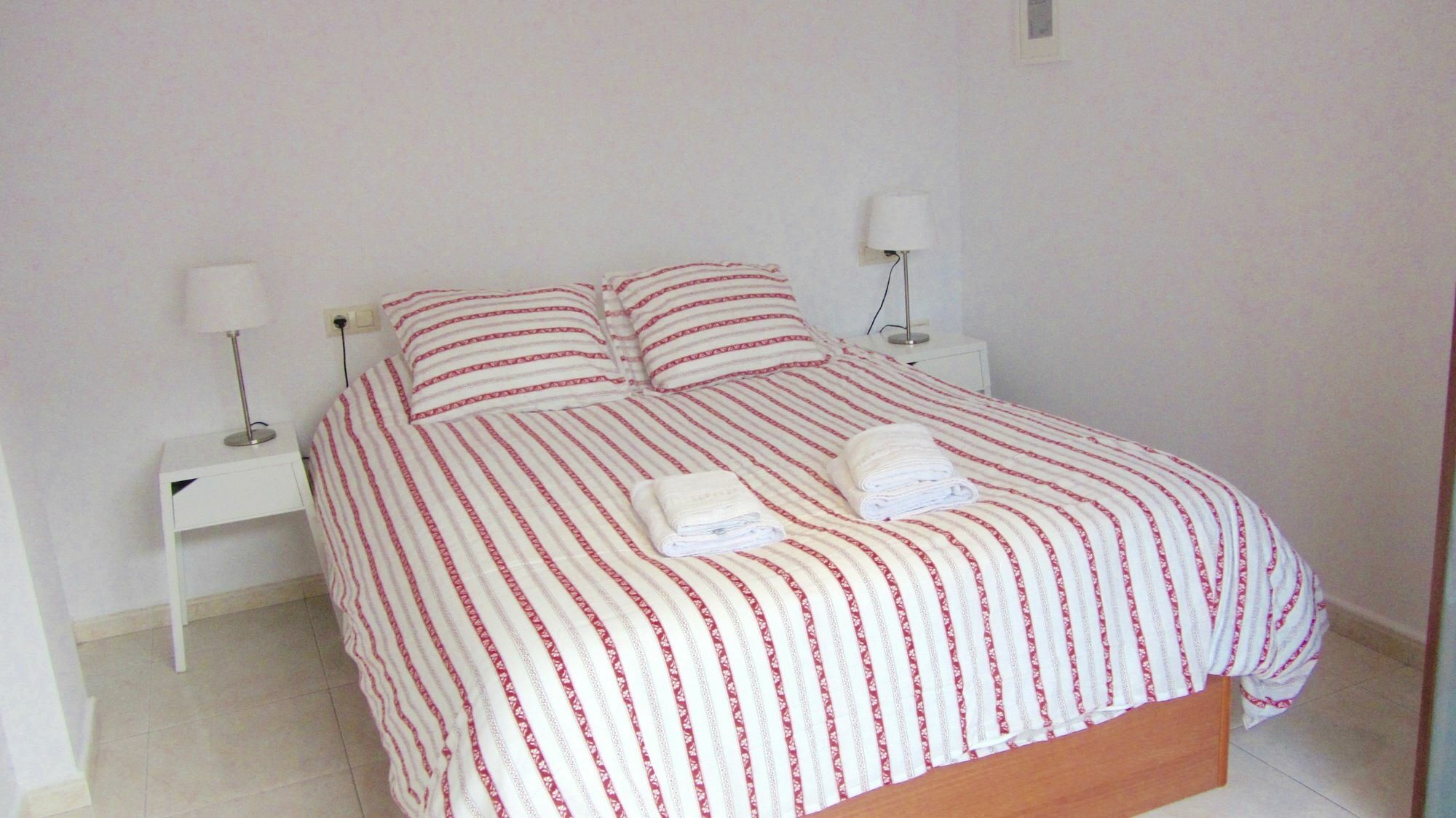 Malaga Centro Apartamentos Esterno foto